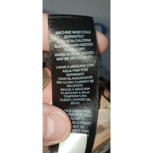 Chicos Travelers Collection Sheer Blouse Animal Aztec Print Roll Sleeve Sz 1 Med - Picture 12 of 12